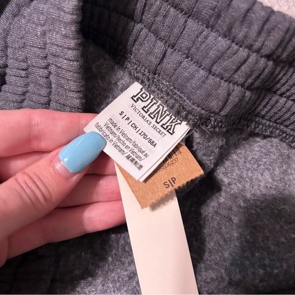 PINK Victoria's Secret Gray and Blue Joggers with Tapered Ankle - Picture 4 of 4